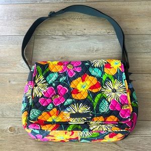Vera Bradley computer/messenger bag